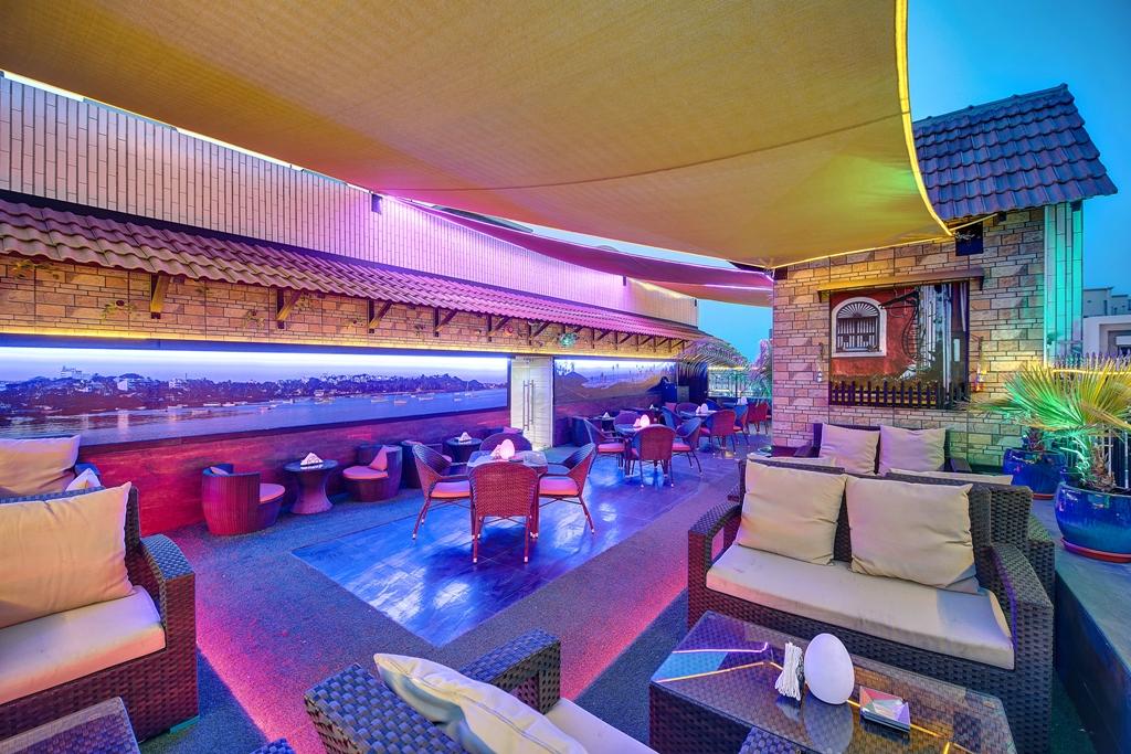 Palm Beach Hotel Дубай Екстериор снимка