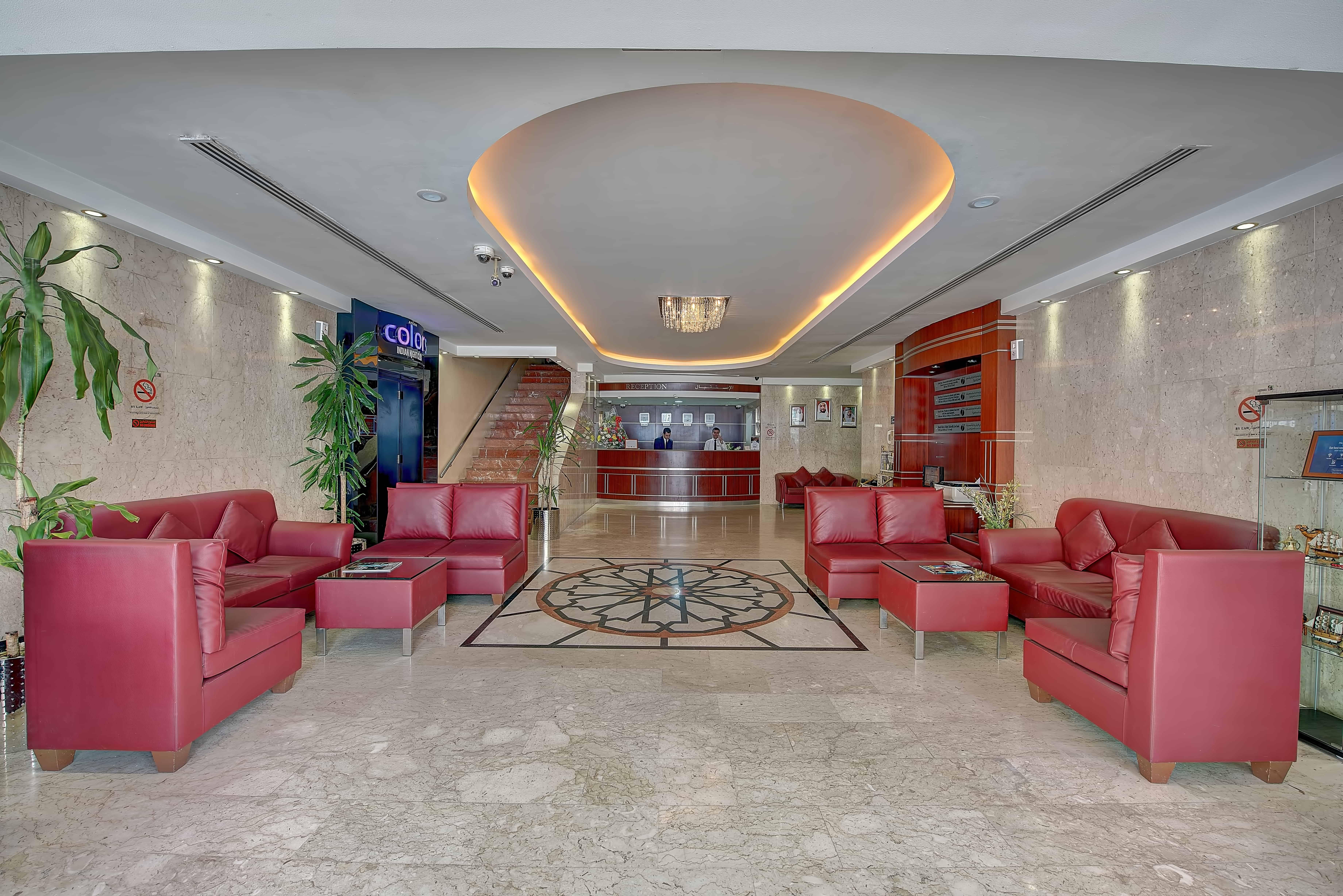 Palm Beach Hotel Дубай Екстериор снимка