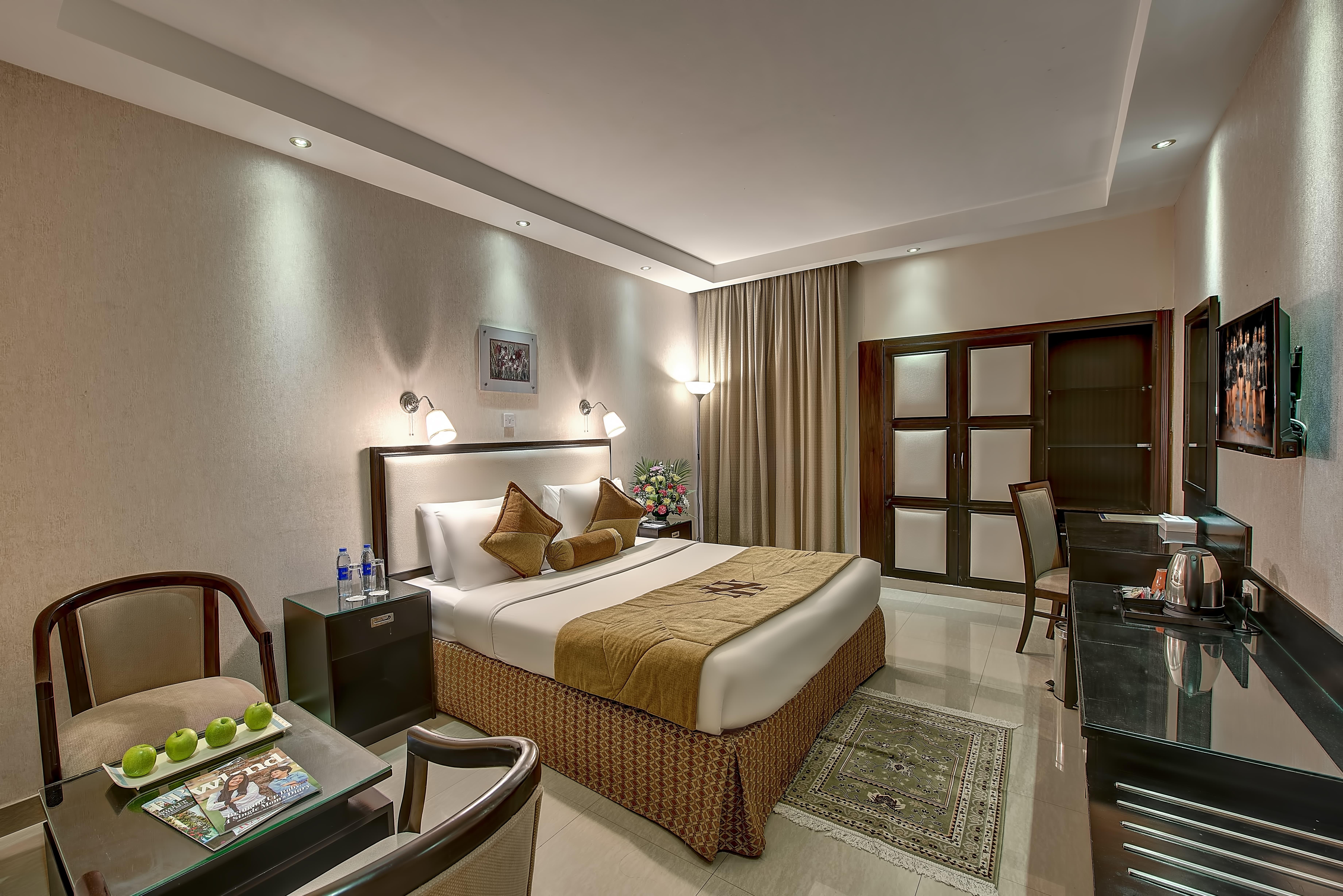 Palm Beach Hotel Дубай Екстериор снимка