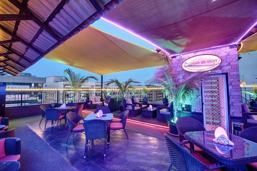 Palm Beach Hotel Дубай Екстериор снимка