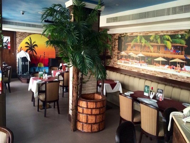 Palm Beach Hotel Дубай Екстериор снимка